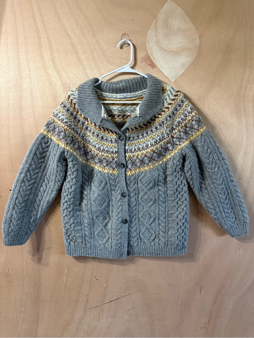 Women’s Large Vintage 100% Wool Fair Isle Cable Knit Cardigan Sweater